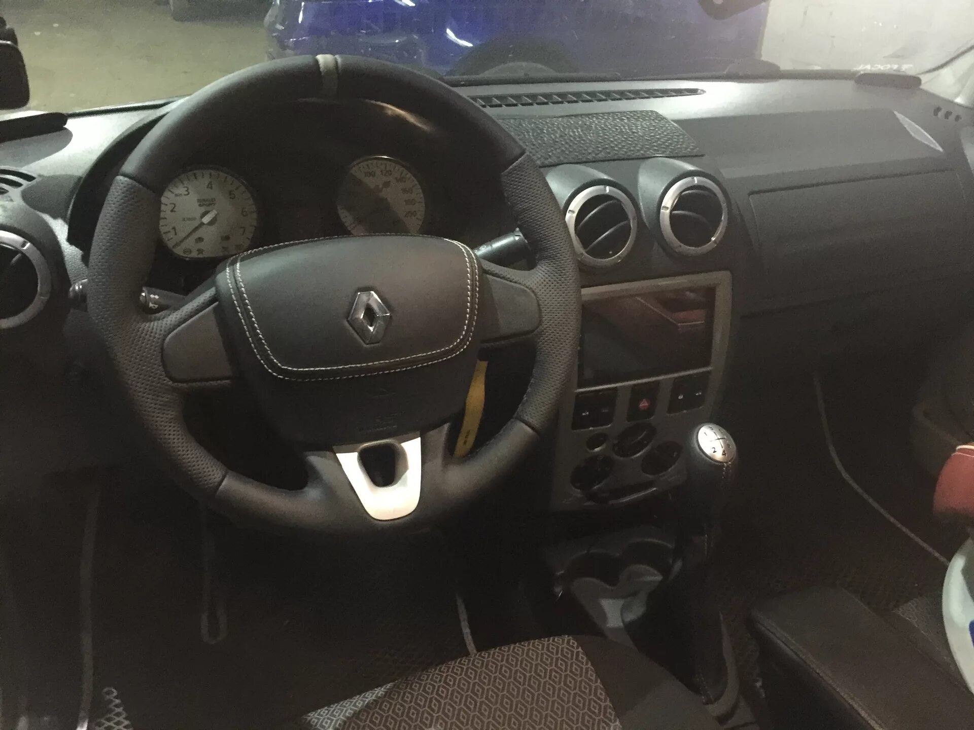 Самая приятная замена! Меняем руль! - Renault Megane II, 1,9 л, 2003 года стайли
