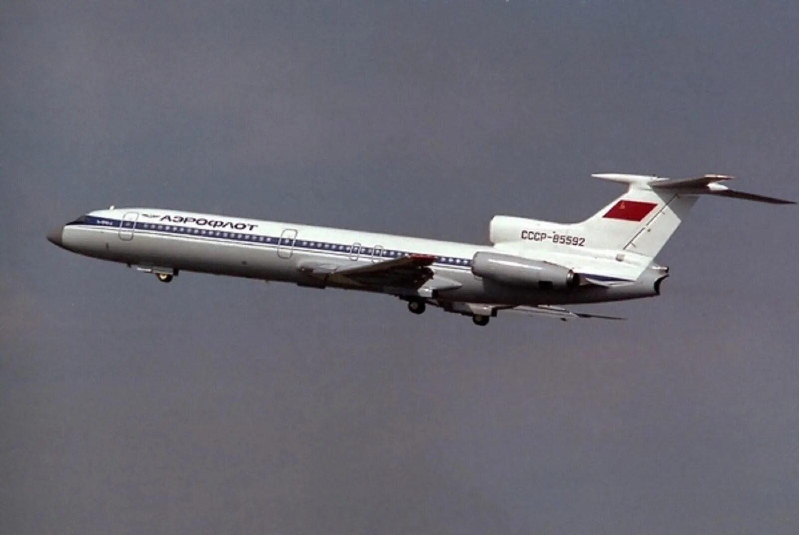 Ту-154 пассажирский самолёт. Самолет ту 154 м. Самолет ту 154 б. Туполев ту 154. Скорость самолета ту 154
