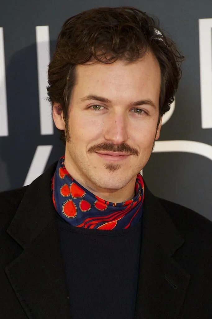 Хорхе сукет и аура гарридо. Хорхе сукет личная жизнь. Хорхе сукет элита. Аура гарридо и хорхе сукет 2020. Хорхе сукет.