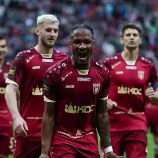 Футбол премьер лига рубин
