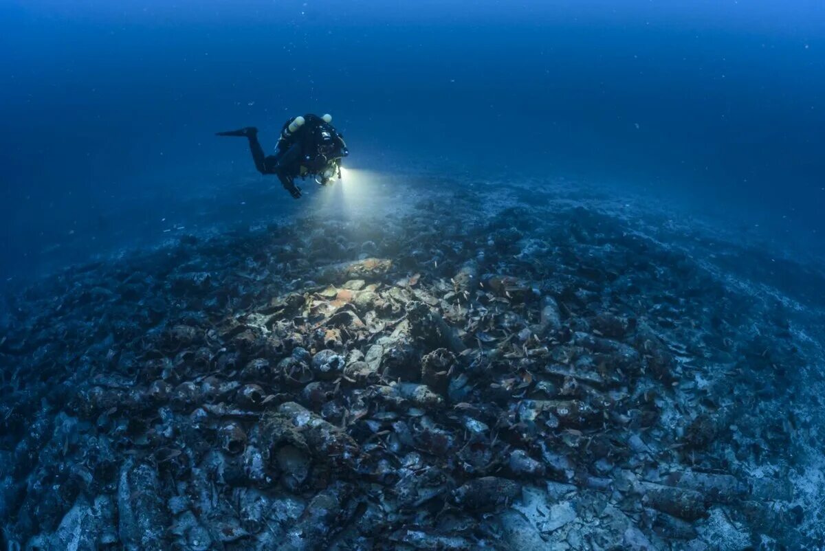 Мир подводной глубине. Дно океана. Океаны. Глубина. Дно моря. На дне моря.