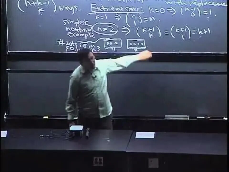 Yesterday he 3 lectures. Conducting english lectures 3d.