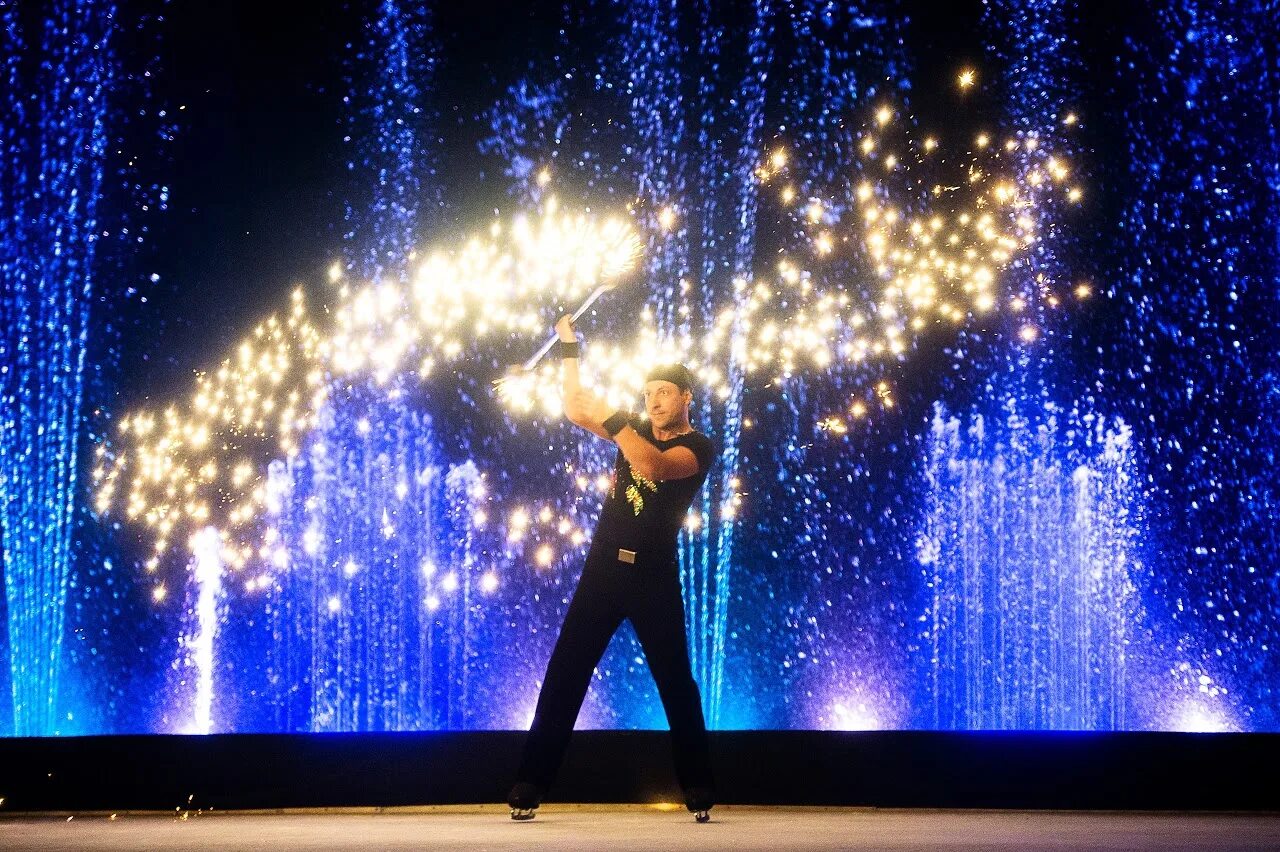 Аквамарин танцуй цирк танцующих фонтанов. Аквамарин танцуй цирк танцующих фонтанов. Аквамарин танцуй цирк танцующих фонтанов. Цирк фонтанов аквамарин. Аквамарин танцуй цирк танцующих фонтанов.