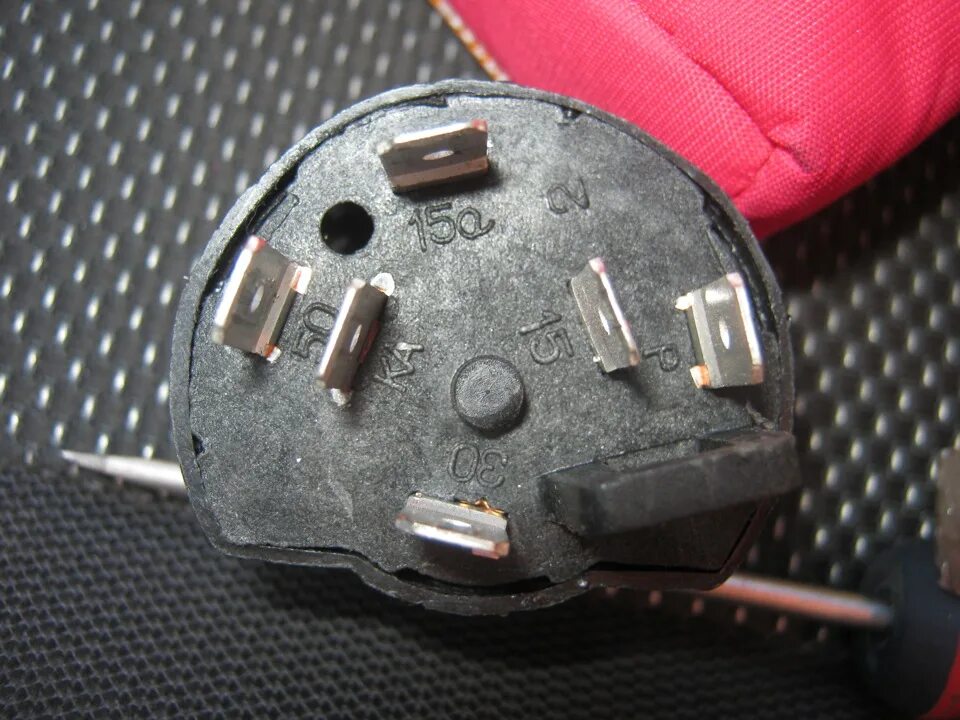 Лампа ближнего света нексия 2011. Лампы нексия n100. Daewoo nexia n100 лампа ближнего. Лампы фары дэу нексия. Лампочки нексия n150.