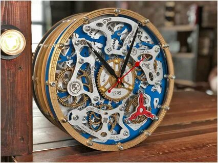 Automatic clock