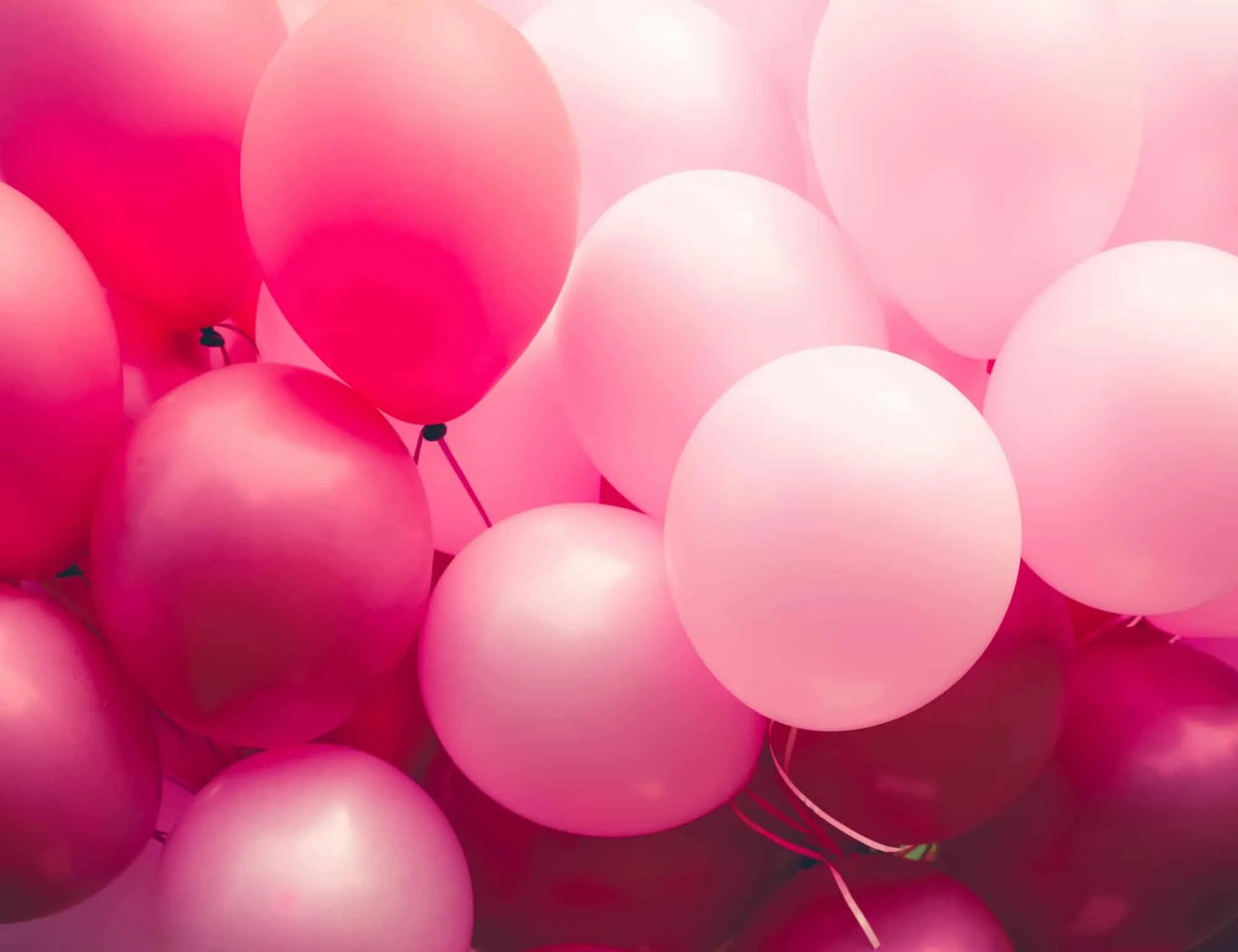 Текстура шаров. Шар розовый. Розовые шарики воздушные. Розовые шарики. Фон шарики.