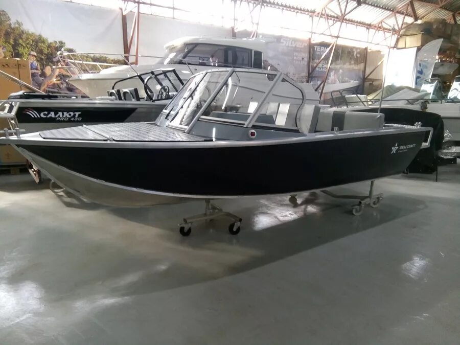 Реалкрафт 440. Катер realcraft 440. реалкрафт 470. лодка реал крафт 470. салют 440 реалкрафт.