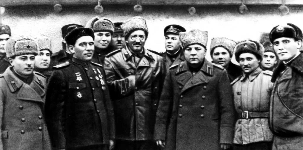 Кто командовал отдельной приморской армией. Партизаны крыма 1944. 345 стрелковая дивизия. Оборона севастополя 1942 командование. Кто командовал отдельной приморской армией.