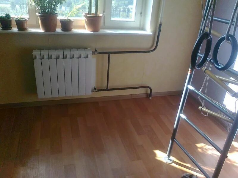 Сварка отопления. Радиатор отопления установленный. Как поменять батарею в квартире через жэк. Омега замена батарей. Омега б с заменой картриджа.