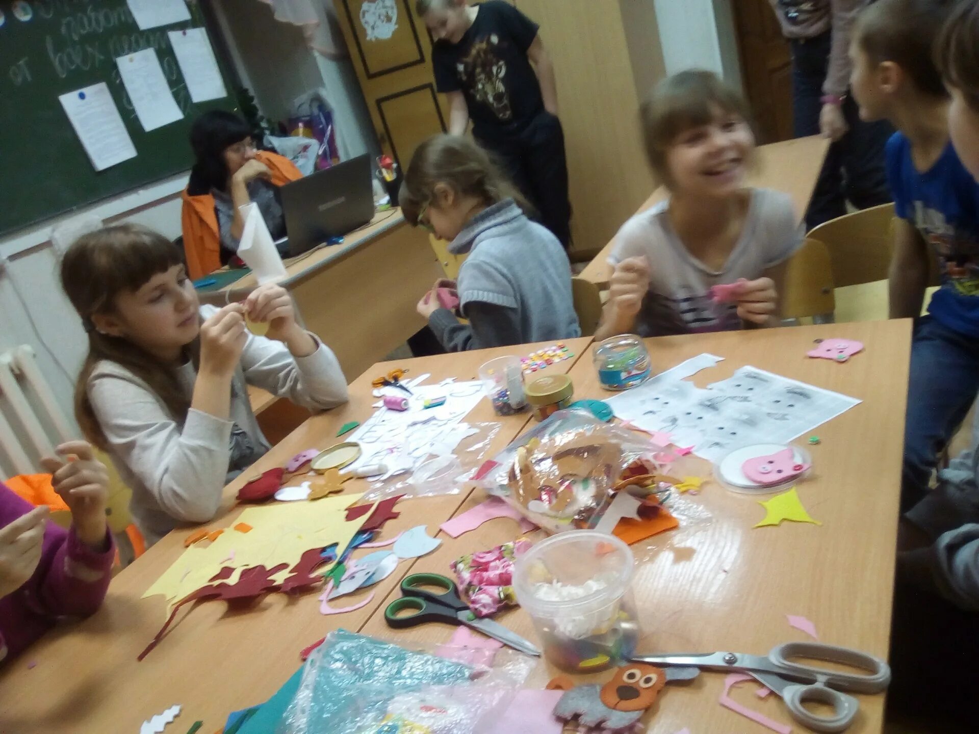 эстетическое воспитание в школе. кружок творчества для детей. художественно эстетическое курсы. художественно эстетическое курсы. кружок рисования для детей.