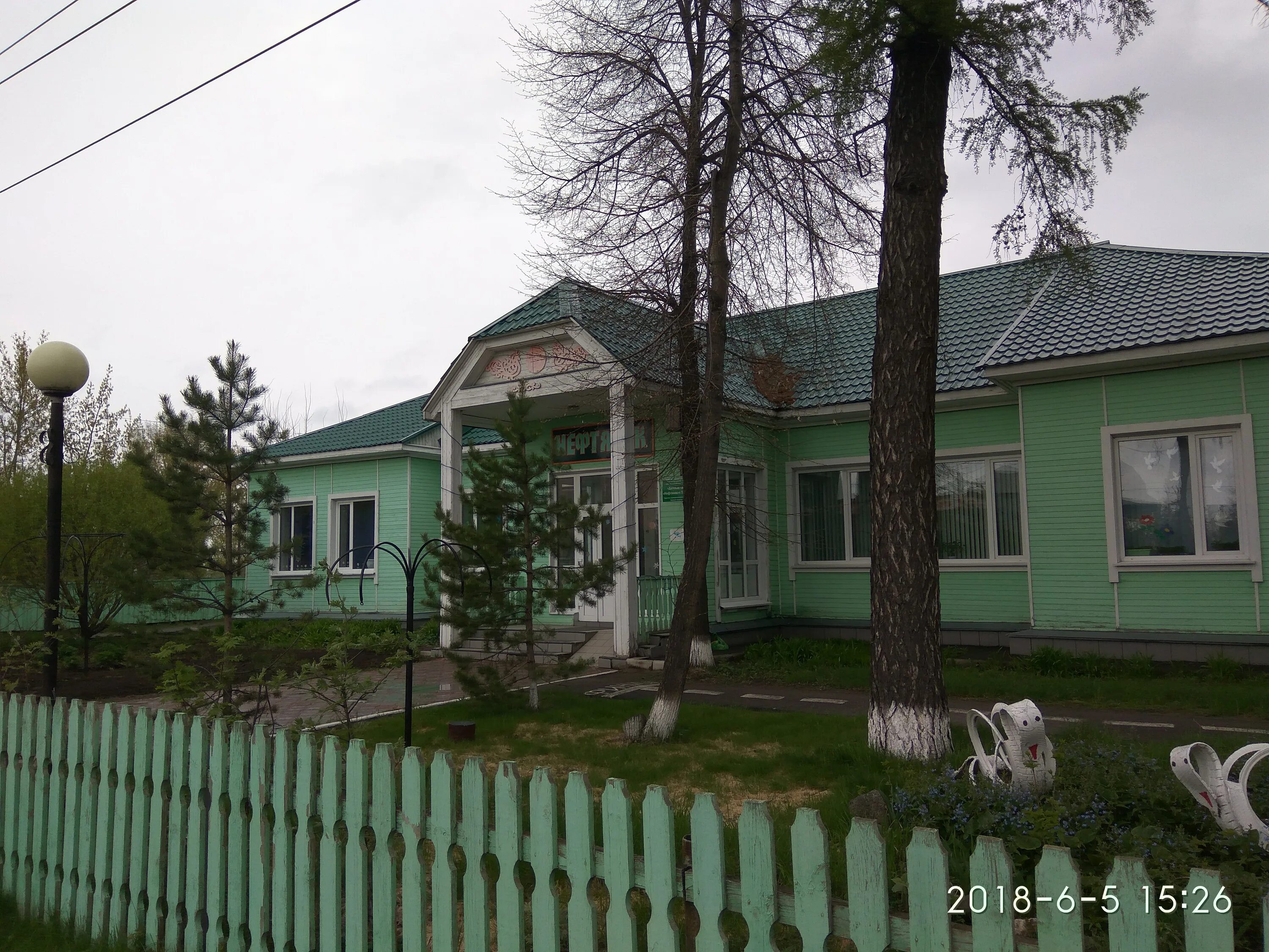 сады нефтяник омск. коттеджи омск нефтяники. омская улица детский сад 1788. детский сад нефтяник тара. детский сад 303 омск.