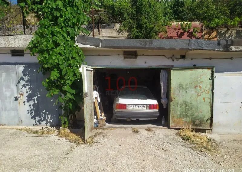 Гараж в гк. Гаражи гоголя севастополь. Снять гараж в севастополе. Снять гараж в севастополе. Гаражный кооператив центр 2 севастополь.
