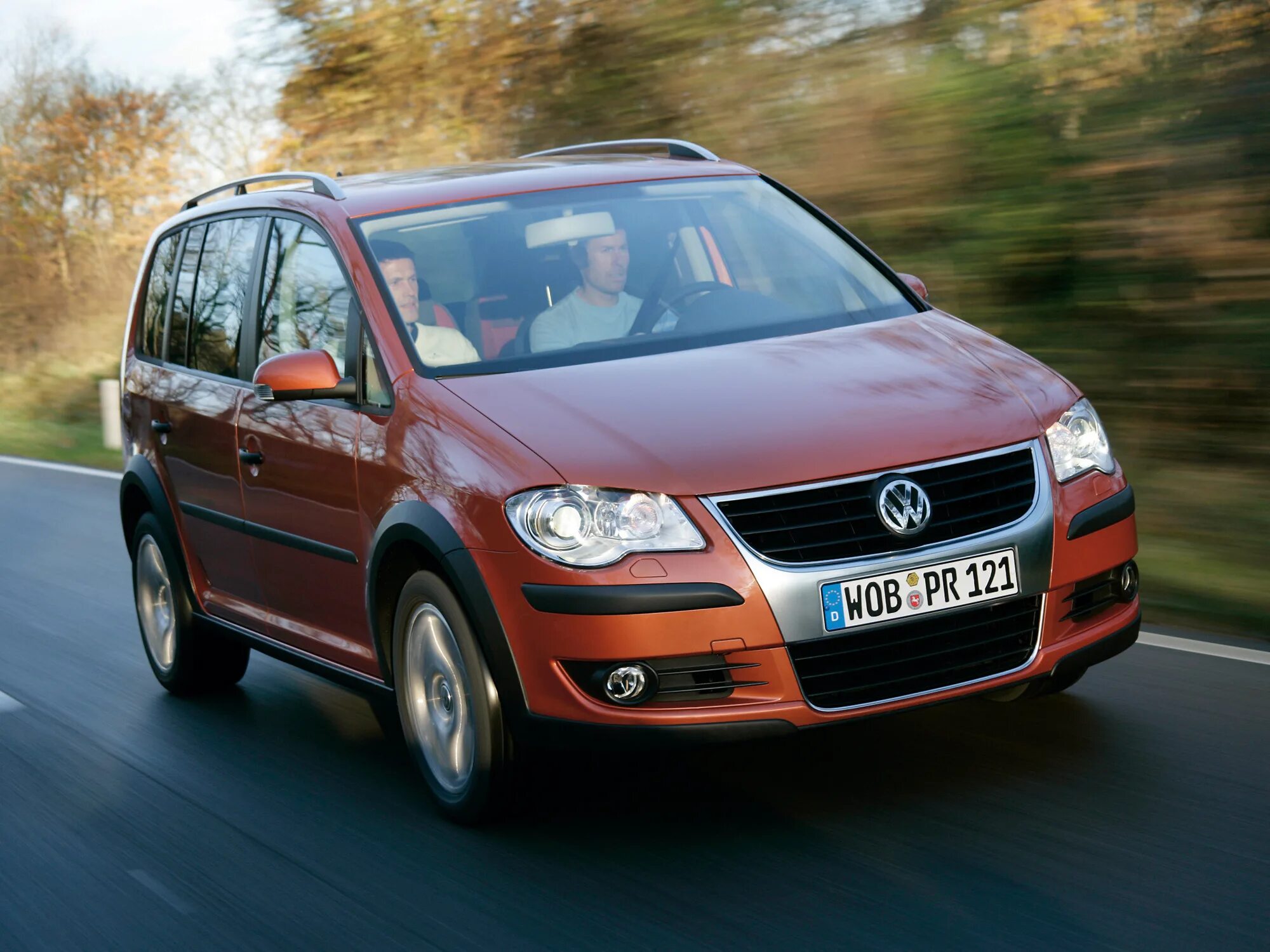 Фольксваген туран 2003. Фольксваген туран 2006. Volkswagen touran i рестайлинг 2006-2010. Фольксваген touran 2007. Фольксваген туран 1.