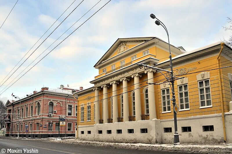 Усадьба селезневых на пречистенке. Усадьба Лопухиных на Пречистенке. Москва Пречистенка усадьба Дениса Давыдова. Усадьба Самсонова на Пречистенке. Улица Пречистенка усадьба Охотниковых.