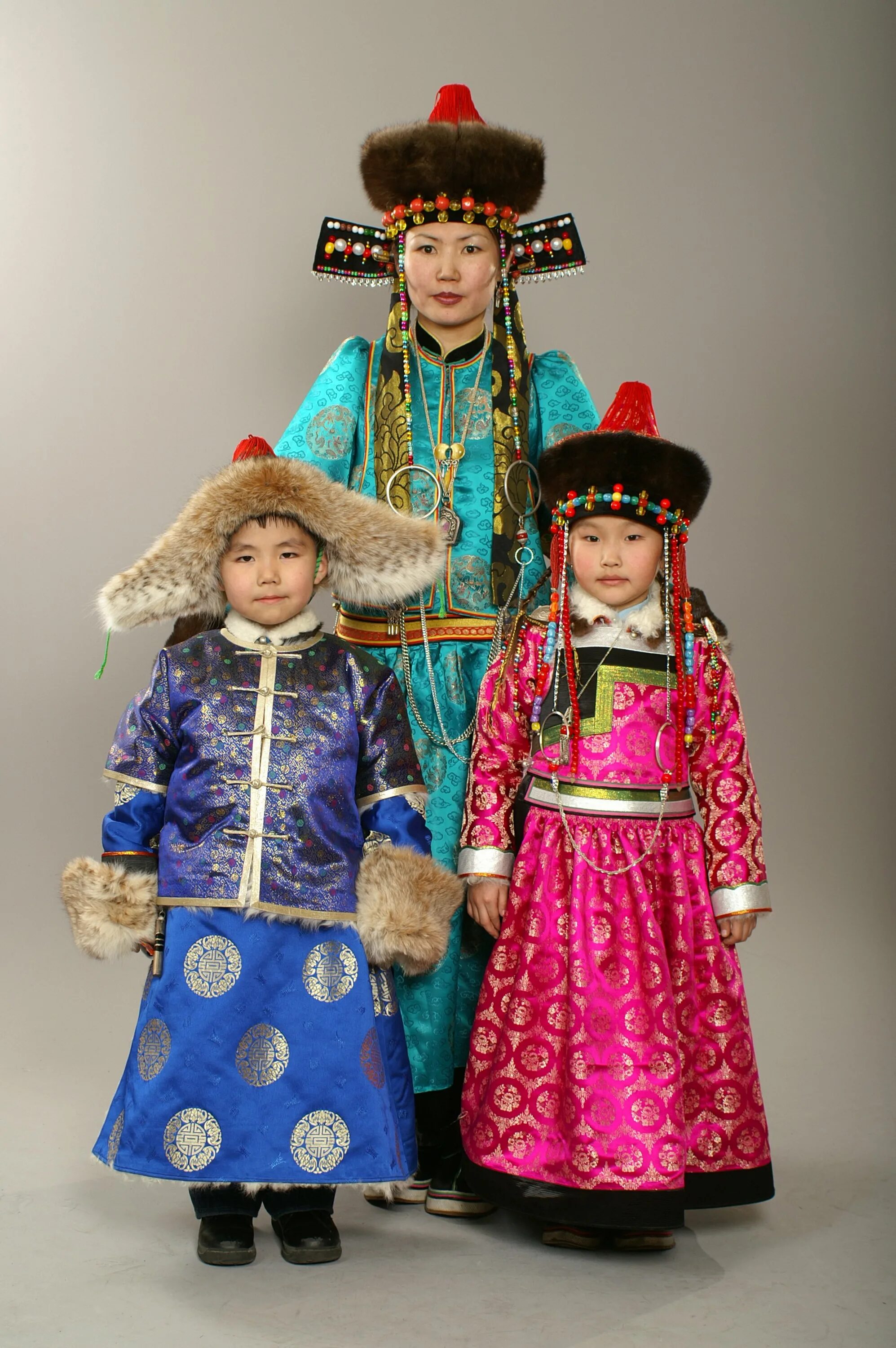 Дэгэл бурятский. Народный костюм бурятии. Национальный костюм селенгинских бурят. Дэгэл бурятский. Мужской национальный костюм эхиритских бурят.