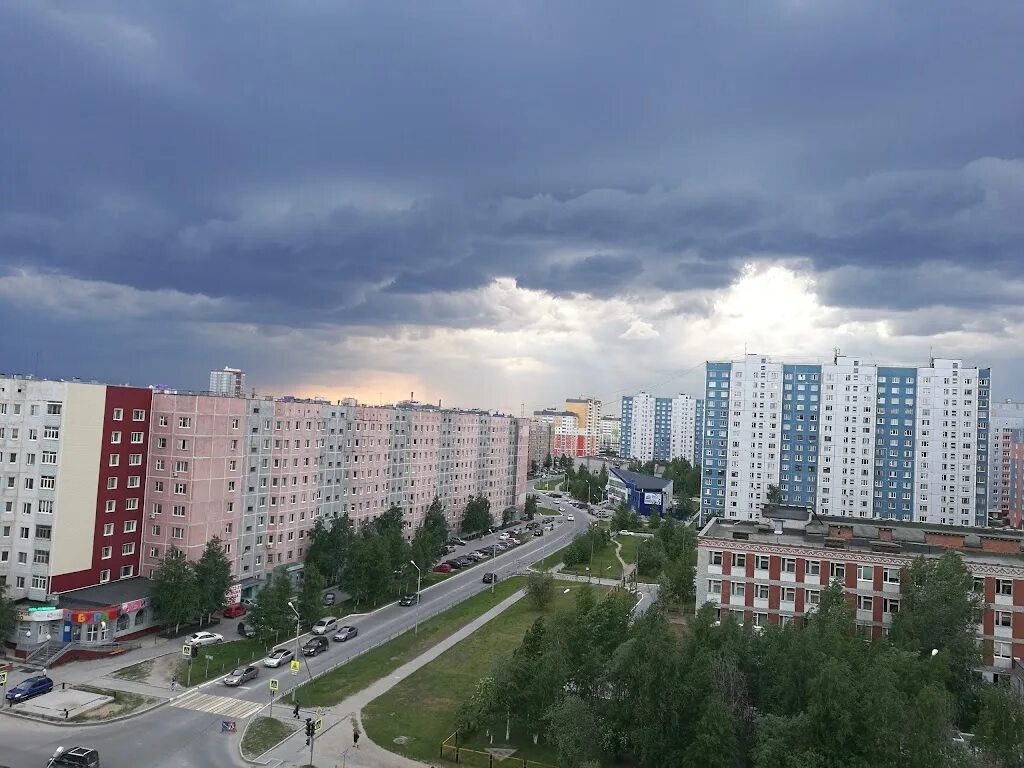 Сайт гимназии нижневартовска. Гимназия 2 Нижневартовск. Нижневартовск улица дружбы народов. Улица Дружба народов 13 Нижневартовск. Нижневартовск ул дружбы народов 7.