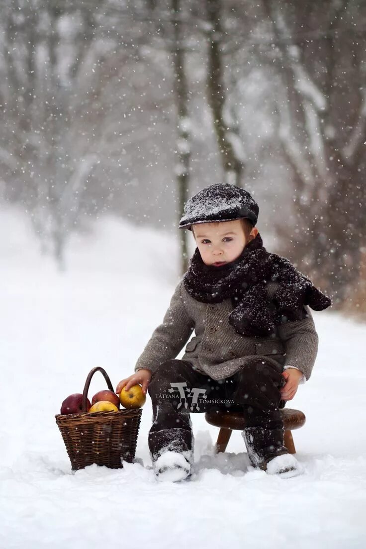 Зимняя фотосессия. Зима для детей. Дети в снегу. Детская зимняя фотосессия.