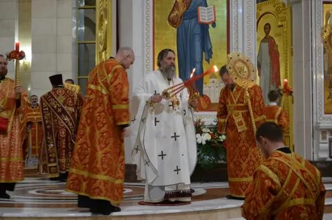 Служба в храме калининград