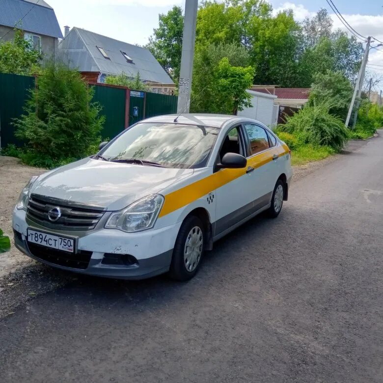 Машина такси частная. Такси частники. Автомобиль частный такси.