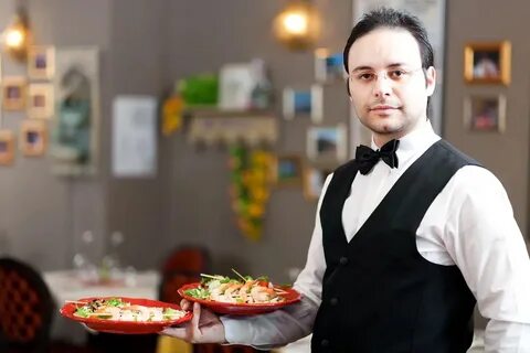 Официант должен