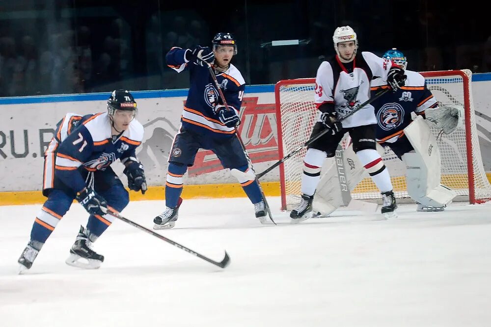 с южный урал оренбургского района. поселок южный урал оренбург. хк калгари флэймз 2021. оренбург южный урал фото. орск хоккейная команда.