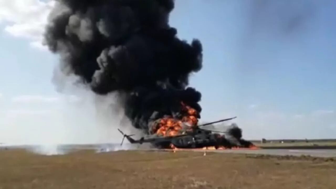 Миг-31 на взлетной полосе. Происшествия на аэродромах. Катастрофа ми-28уб кореновск. Катастрофа l-410 в кемерово. Катастрофа ан 26 в балашове.