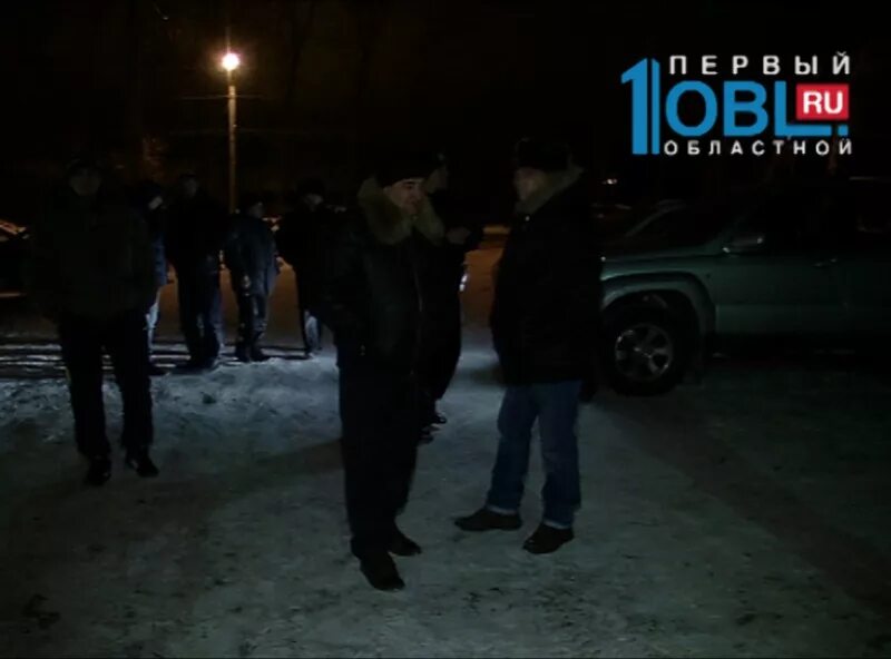 Рейдеры захватывают квартиры. Рейдерский захват тверского пассажа. Меч 2 рейдерский захват. Рейдерский захват завода. Рейдерский захват барнаул.