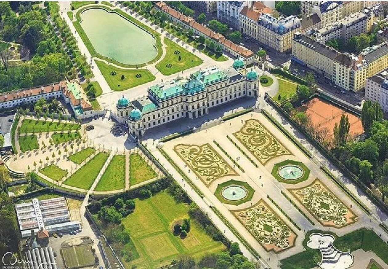 Belvedere-palace-viena--Austria- 240 piezas Vienna hotel, Day trips, Castle hous