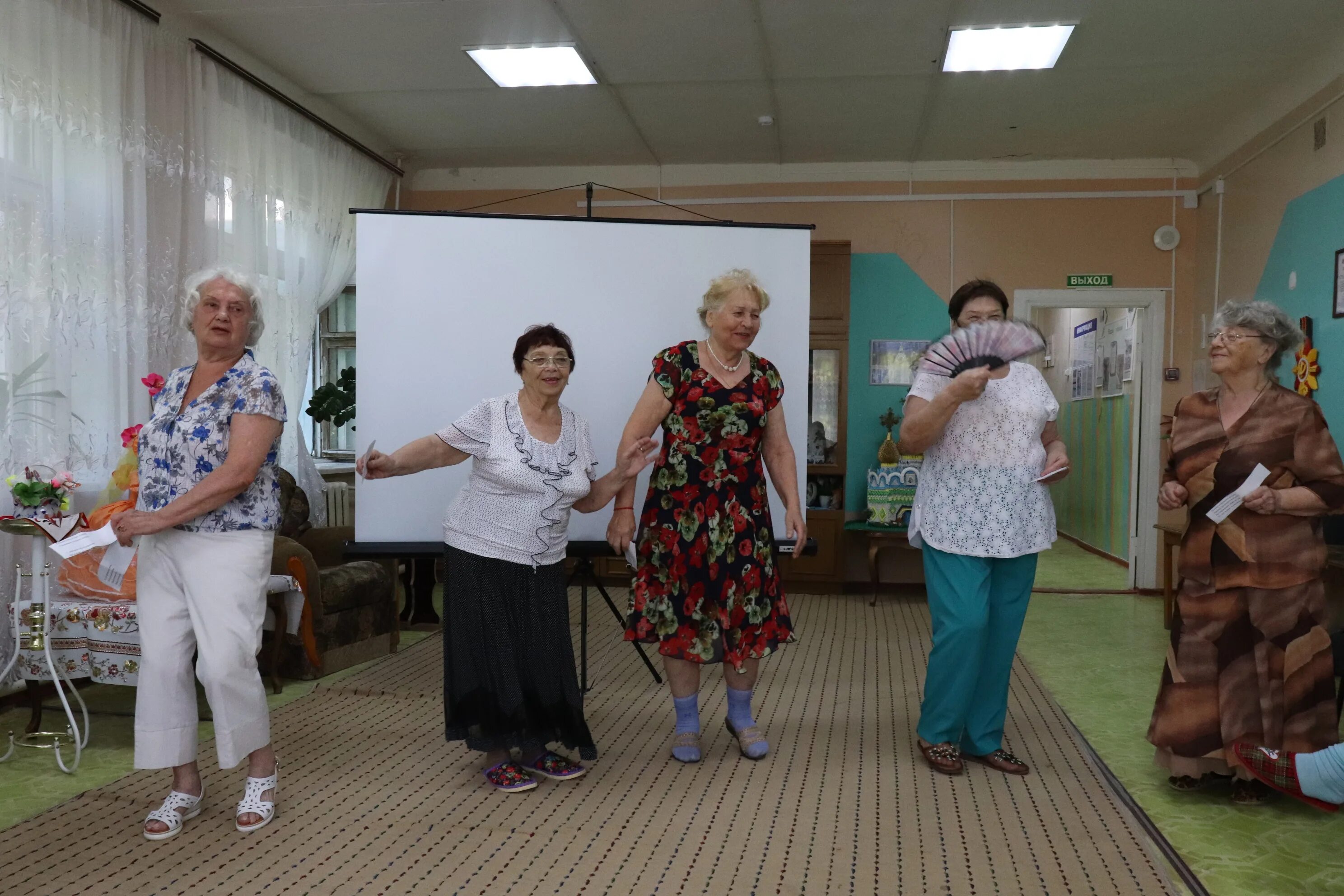 Воскресная школа георгиевского храма долгопрудный. Центр реабилитации знаменск фото. Соцобслуживание для семей с детьми мобилизованных фото. 2. Серебряный возраст.