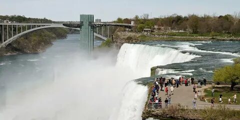 Водопад на границе сша и канады