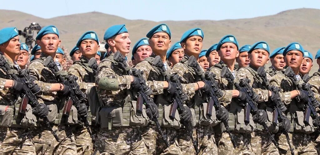 военнослужащие казахстана. военные силы казахстана. флаг вс рк. войска казахстана. вс рк.