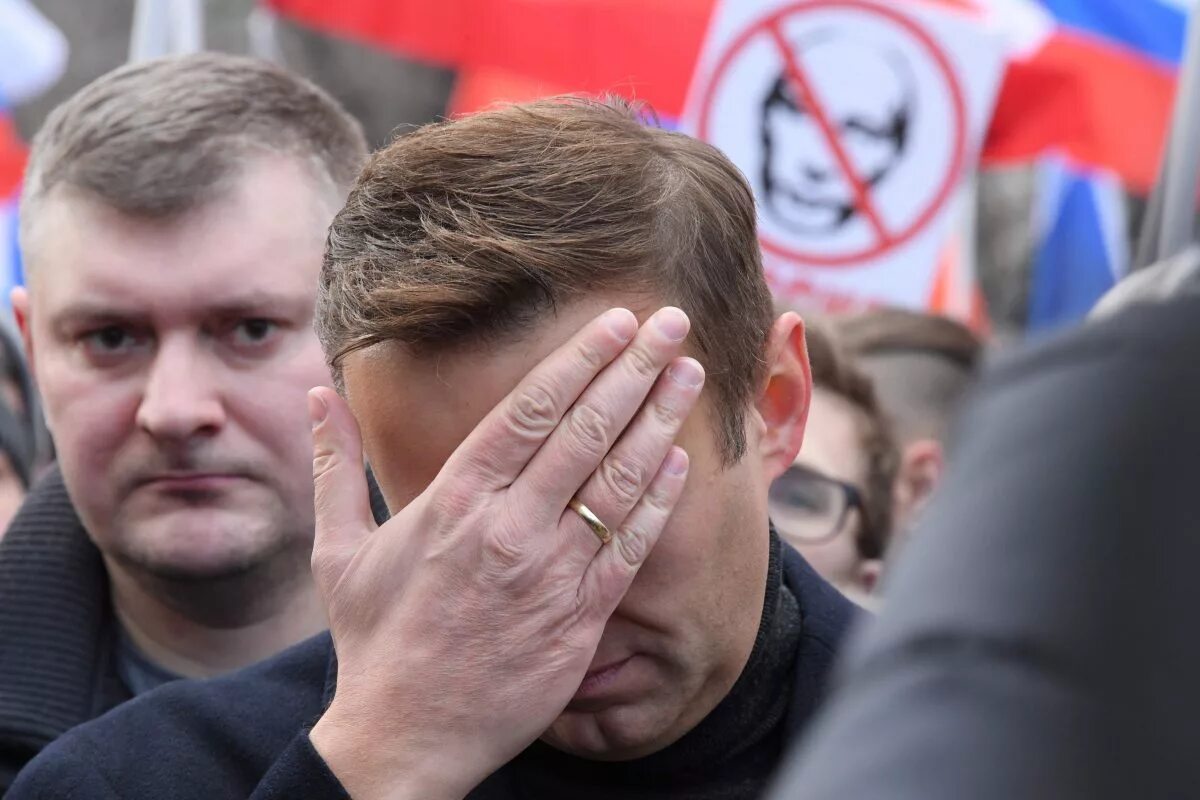 Дети навального 2024. Навальный оппозиционер. Навальный 2020.
