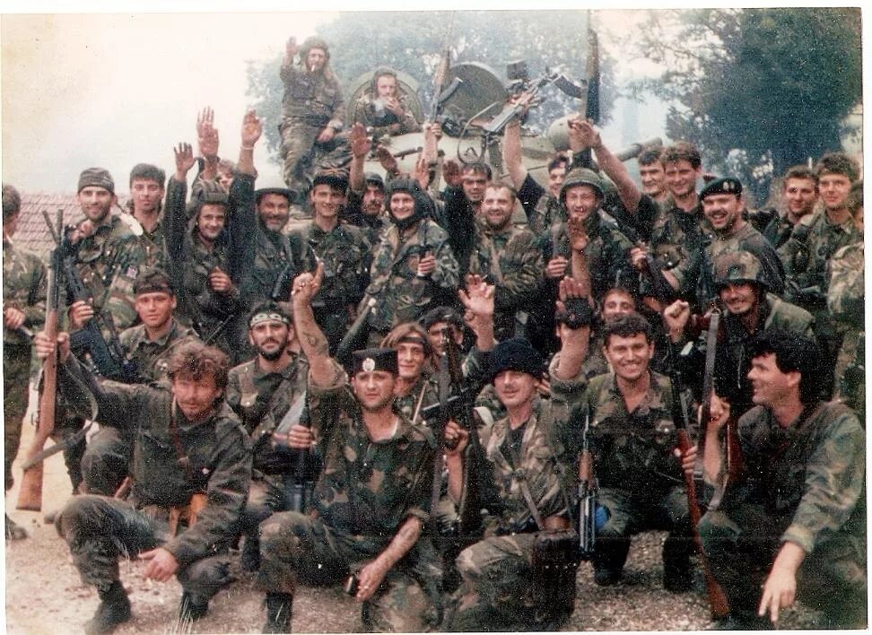 Хорватская операция буря 1995. Хорватская операция буря 1995. Хорватия 1995. Сербская краина 1995. Хорватская операция буря 1995.