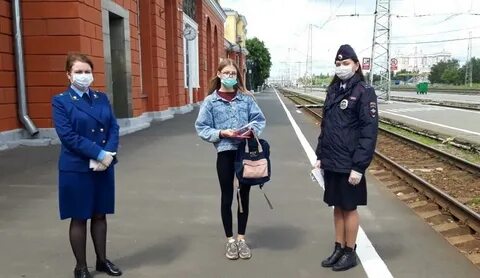 Проводить на станции