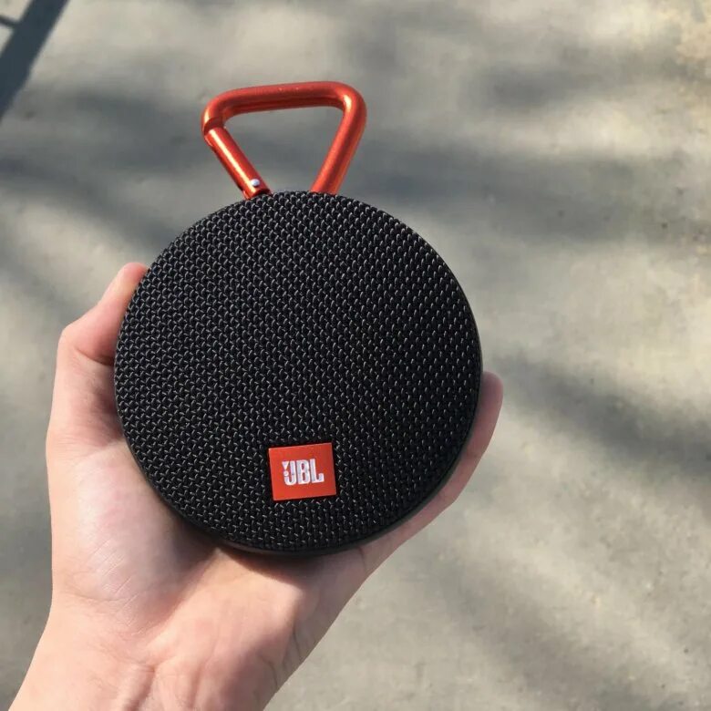 Круглая колонка jbl. Колонка JBL clip 1. Колонка JBL круглая. Колонка JBL маленькая круглая. JBL clip 4 ватт круглая.