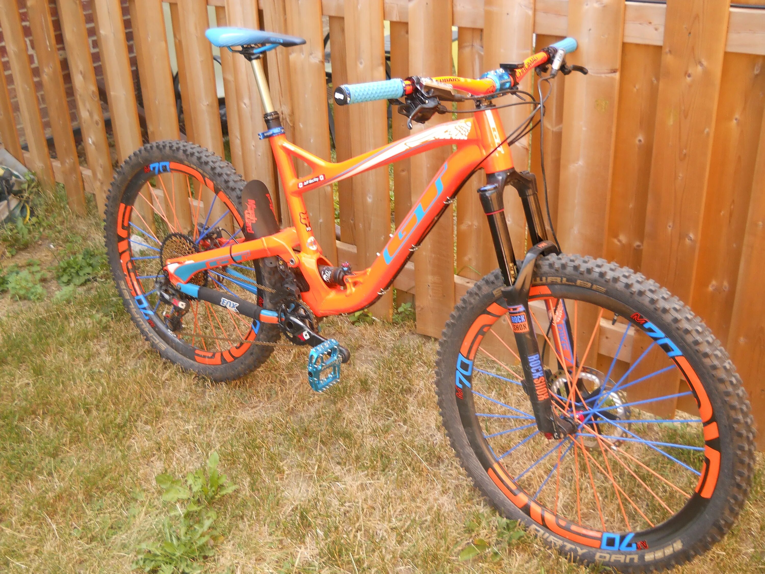 Sensor 2015. Gt sensor comp 2015. gt sensor pro 2015. gt sensor al expert 2015. gt sensor x expert 2015.