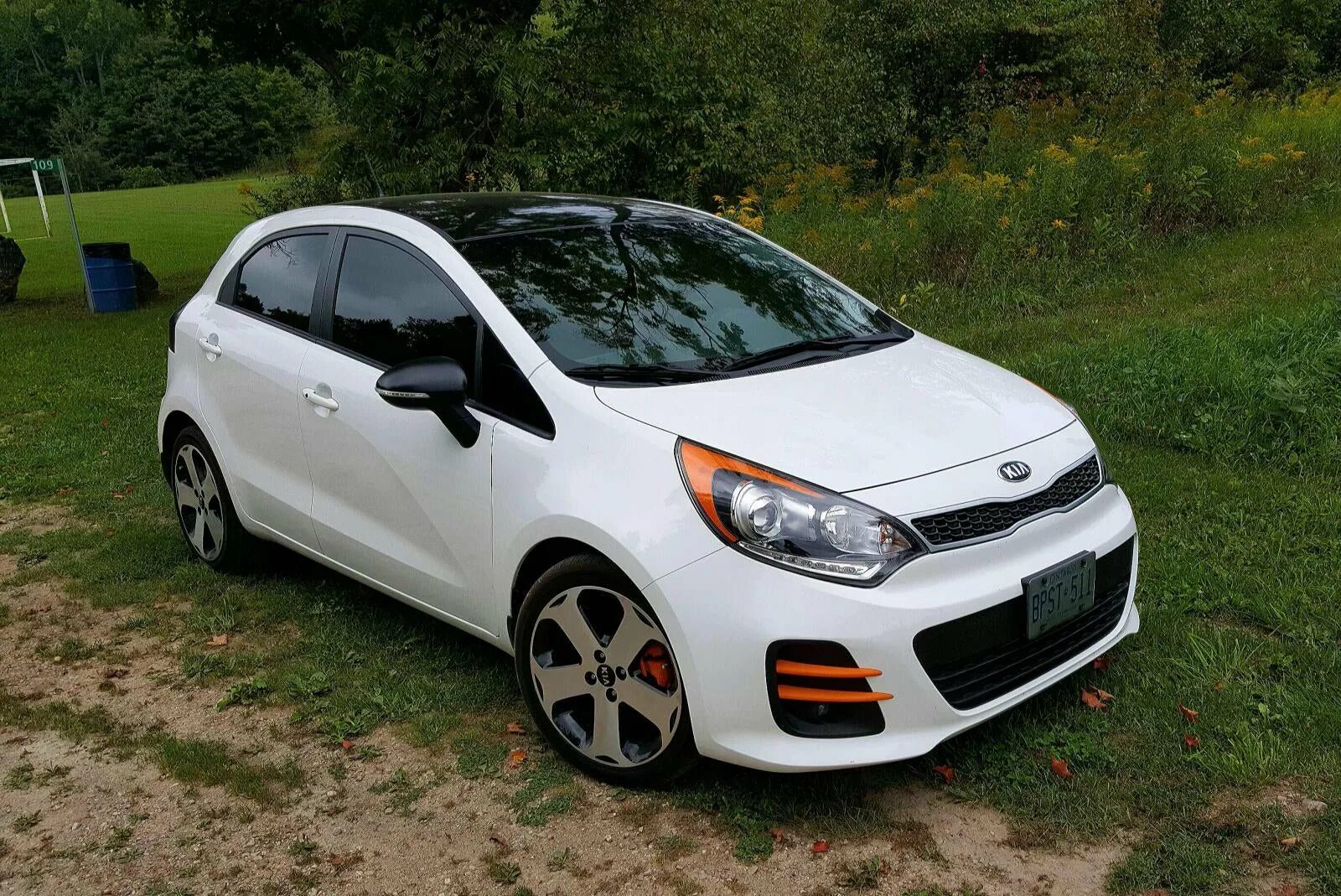 Рио хэтчбек 2016. Kia Rio Hatchback 2014. Kia Rio 2014 хэтчбек. Киа Рио хэтчбек 2016. Kia Rio 2015 хэтчбек.