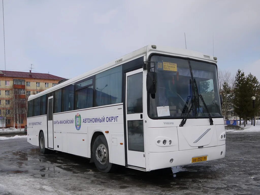 Автовокзал ханты мансийск купить. Сибскан (Volvo b10m-60f). Ханты-Мансийск Пыть-Ях автобус. Автобус Ханты Пыть Ях. Маршрутка Пыть-Ях Ханты-Мансийск.