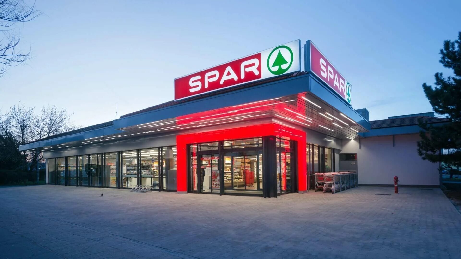 Спар ли. Спар Миддл Волга. Спар на Горького Калининград. Spar компании Нидерландов. Спар Жуковский.