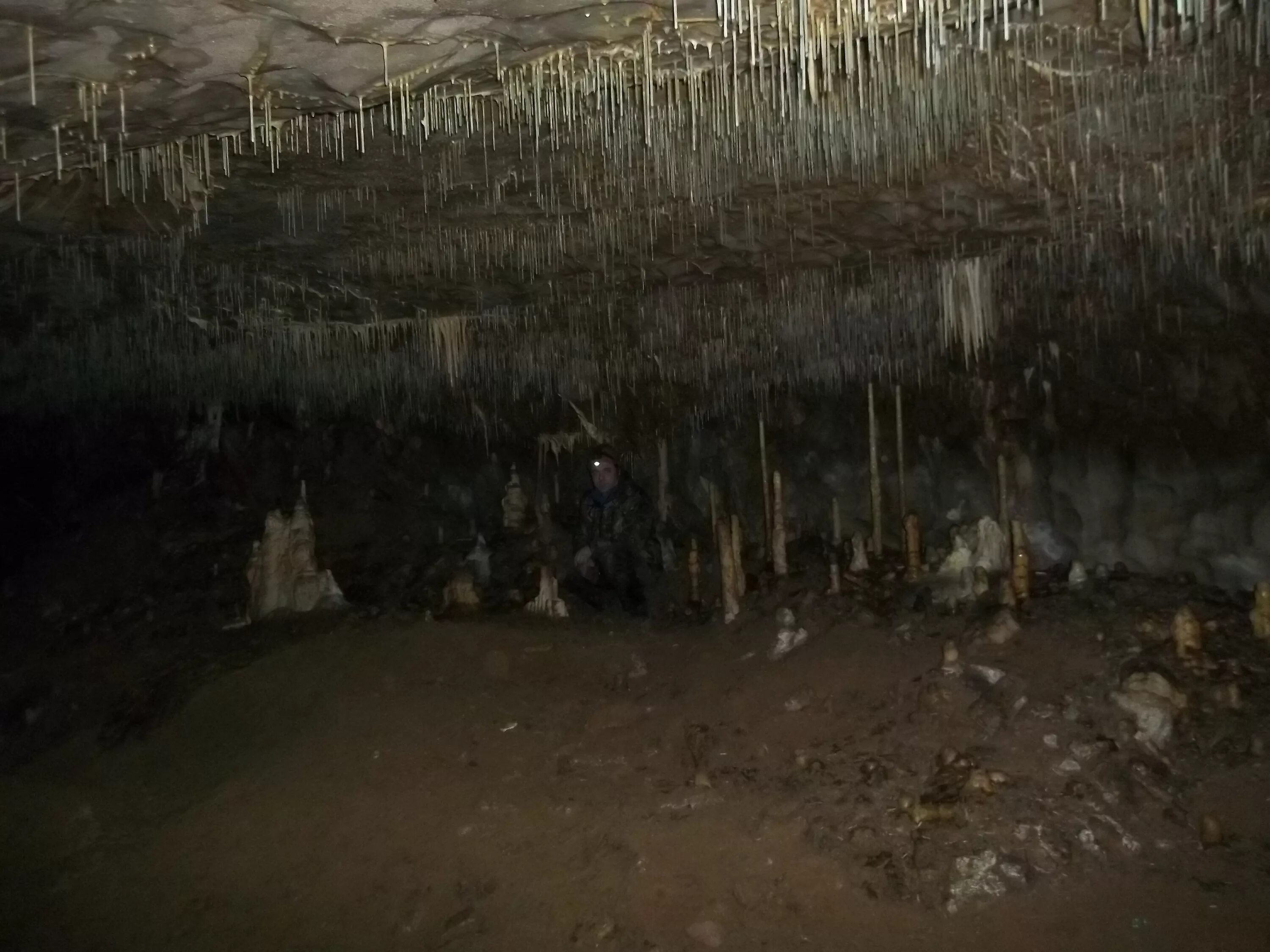 октябрьская пещера алматы. пещера октябрьская башкирия данные. пещера октябрьская. икская пещера октябрьский башкортостан. октябрьский пещера башкортостан.