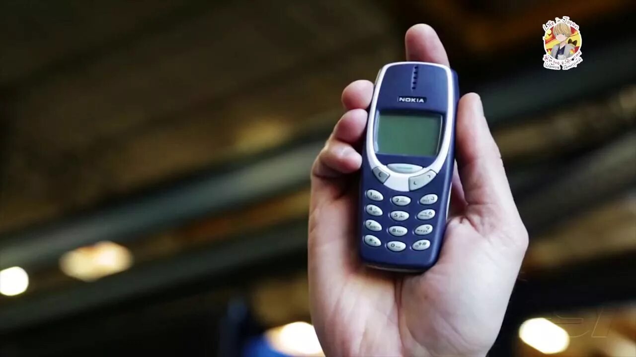 Открыть телефон нокия. Нокиа 3310. Нокиа 3310 слом. Nokia 3310 неубиваемый. Сломанный нокиа 3310.