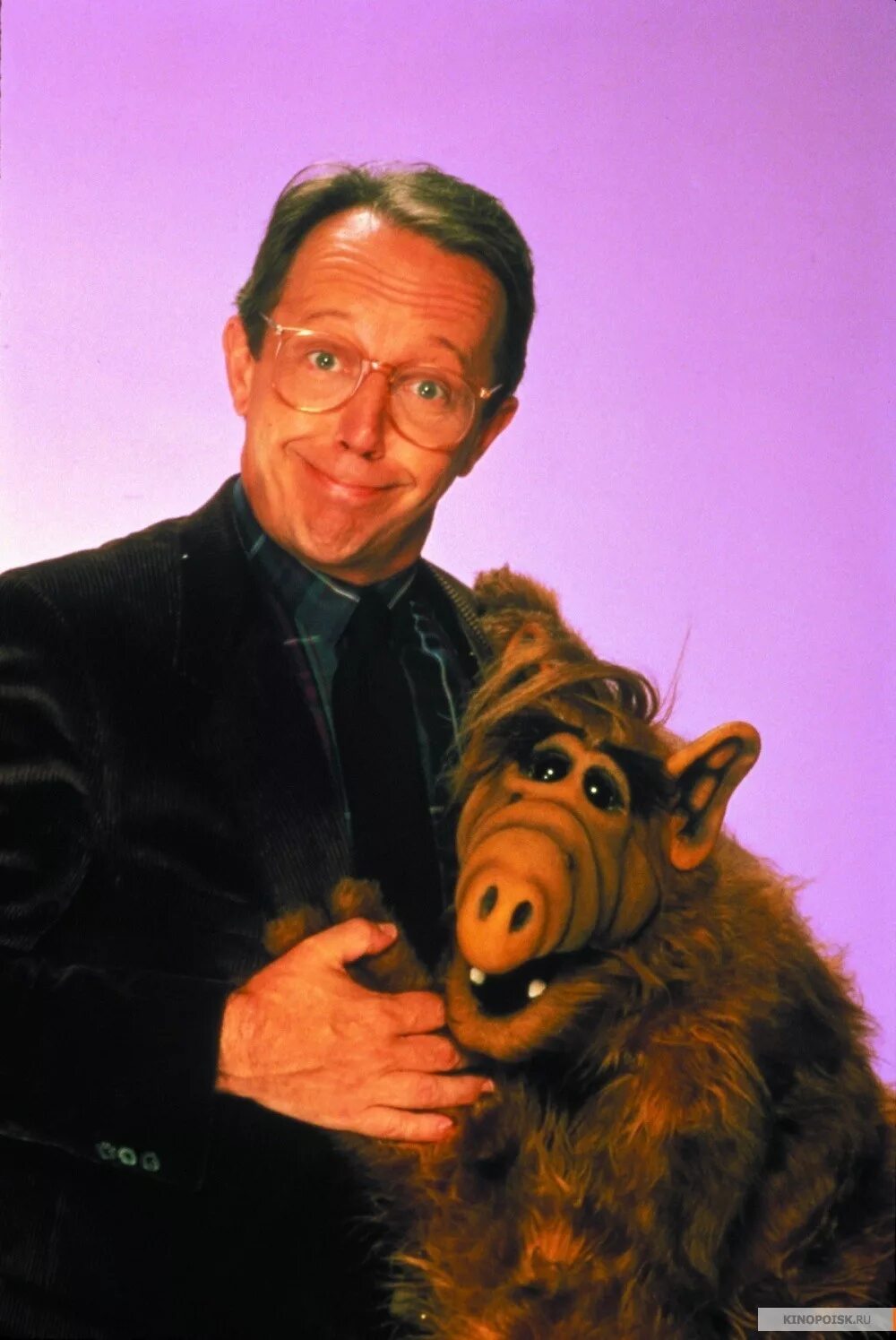 Мохнатый шутник с планеты мелмак. Макс Райт актер. Max Wright Альф. Alf (Альф), 1986–1990.