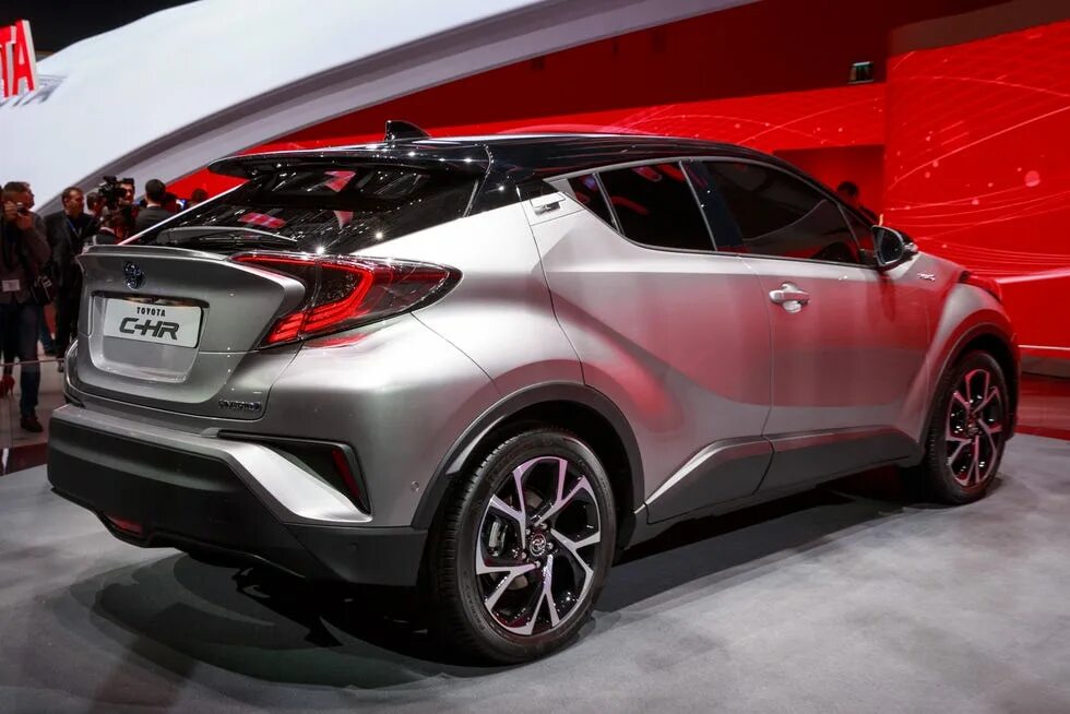 Toyota Chr 2023. Тойота ц-ШР гибрид. Тойота SHR 2022. 1. Toyota Ch-r. Toyota 2018 купить