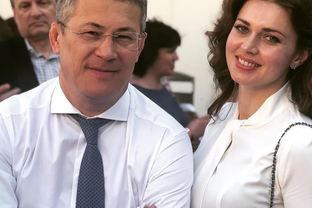 Каринэ хабирова и радий хабиров. Радий хабиров и карина аветисян. Президент башкортостана радий хабиров с женой. Радий хабиров и карина аветисян. Каринэ хабирова и хабиров.