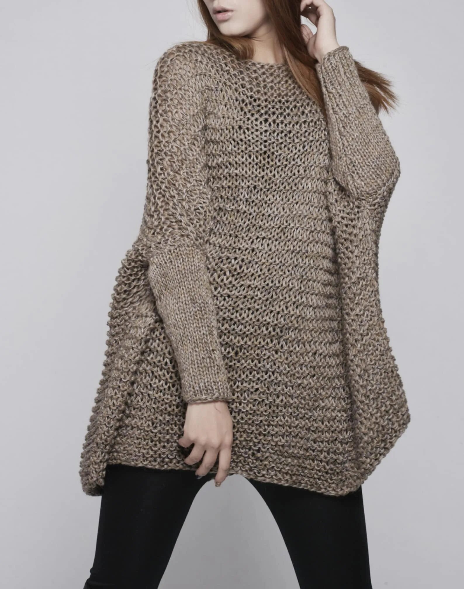 Свитер грубой вязки. Кофта крупной вязки. Свитер грубой вязки. Модные вещи грубой вязки. Пошив свитера грубой вязки.