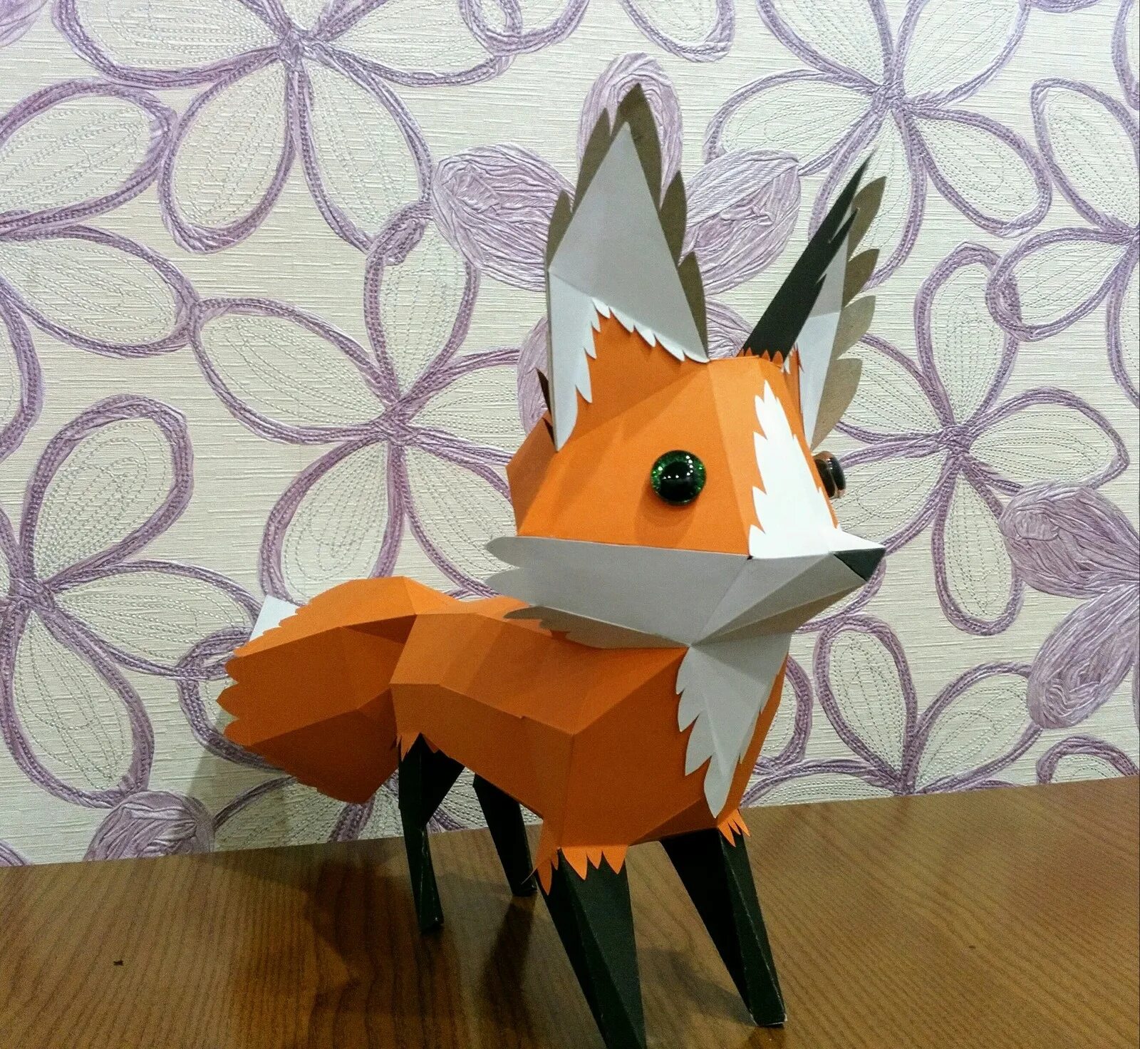 Making fox. Поделка Лисичка из бумаги. Лиса из картона. Лиса поделка объемная. Поделка Лисенок из бумаги.