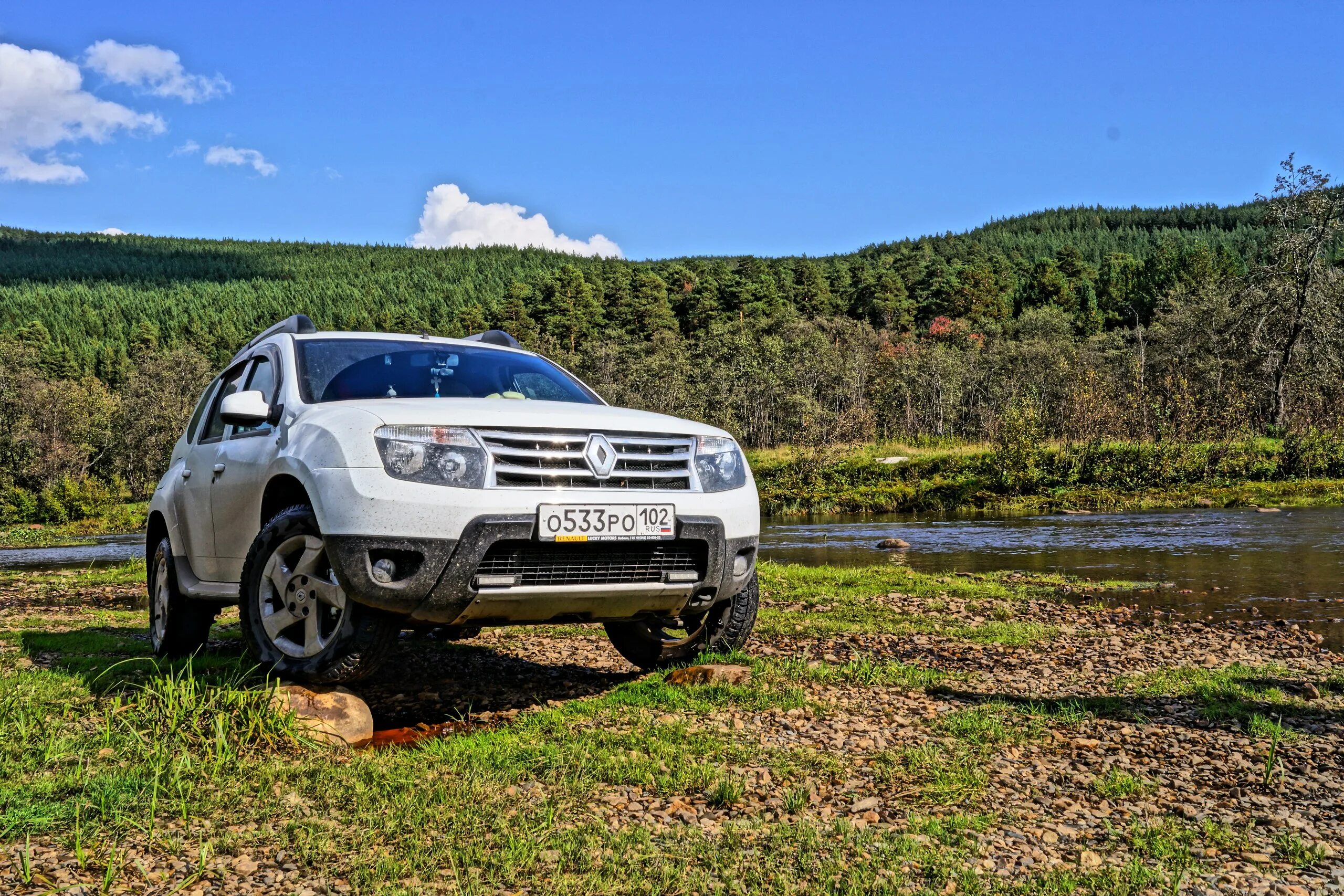 Рено Дастер 15 года. Renault Duster на фоне гор. Пежо Дастер. Техобслуживание автомобиля рено дастер