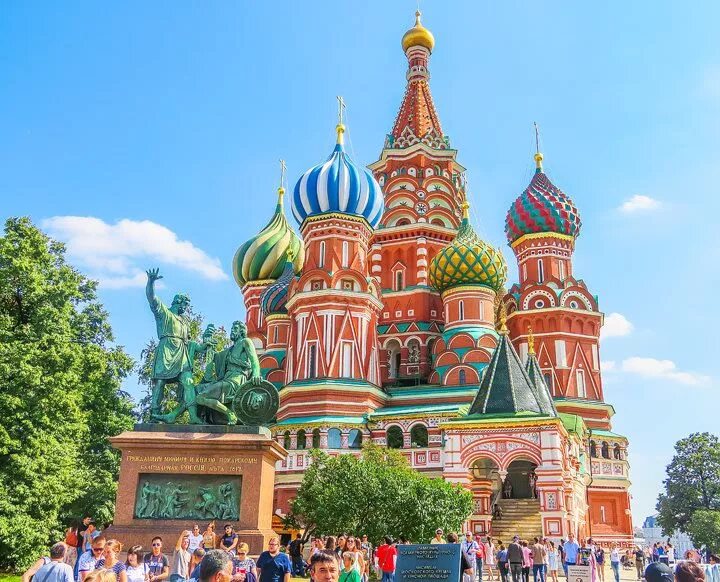 Moscow sites. St. Basil's Cathedral экскурсия. St. Basil's Cathedral экскурсия гид. Популярные достопримечательности Москвы.