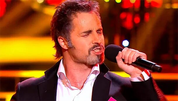 точь в точь никита пресняков фредди меркьюри. гогунский виталий один в один. точь в точь гогунский фредди. гогунский виталий в шоу один в один. точь в точь фредди меркури.