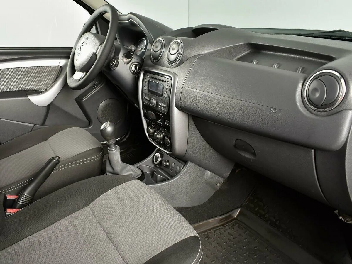 Торпеда рено дастер. Renault Duster 1 Interior. Рено Дастер 2012 салон. Renault Duster Interior 2012. Renault Duster 1 салон.